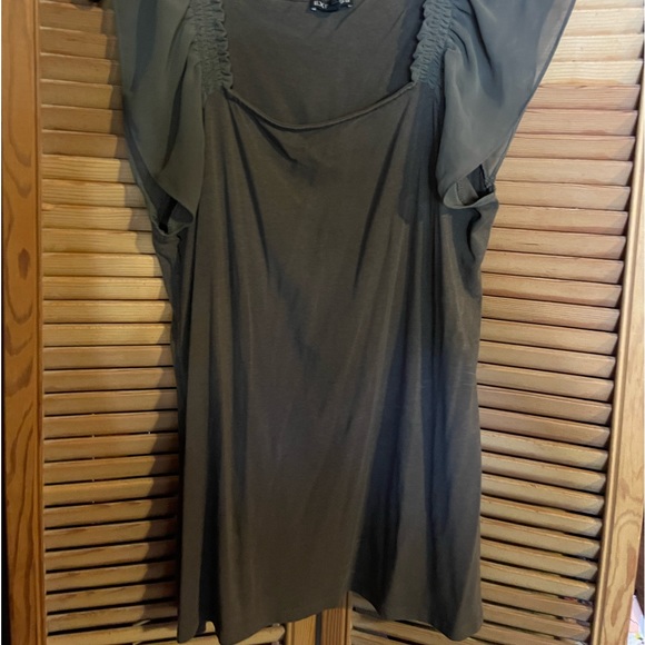 Brown blouse - Picture 2 of 2